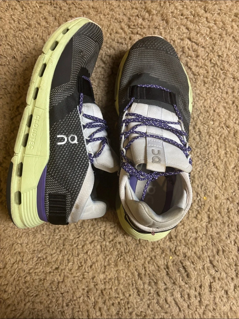 Running Cloudnova sneakers  